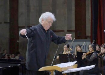 Թիավարելով երամի ճախրանքը…