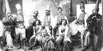 «Մահ աղքատության մեջ եւ փառահեղ թաղում»