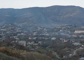 Քարագլուխ նենգաբար մուտք գործելու ապակառուցողական ուղերձները