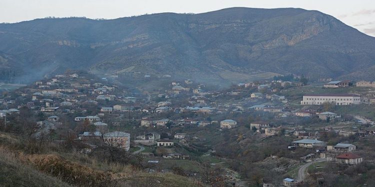 Քարագլուխ նենգաբար մուտք գործելու ապակառուցողական ուղերձները