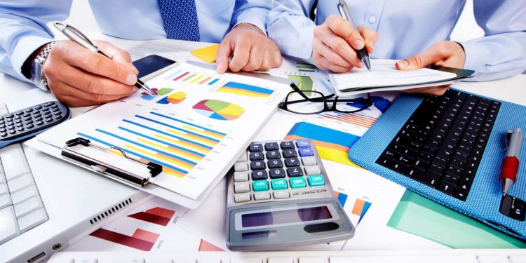 Ռուսաստանին սպառնում են տնտեսական քայքայմամբ եւ ծայրահեղ աղքատացմամբ