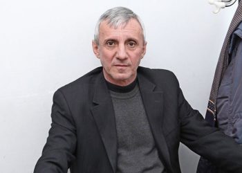 Լույսն ու ցավը միահյուսելով իրար