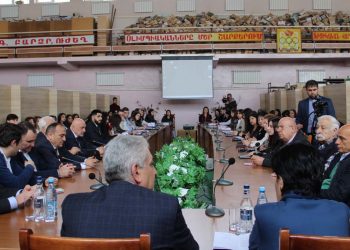 Անմահները պարտավորեցնում են