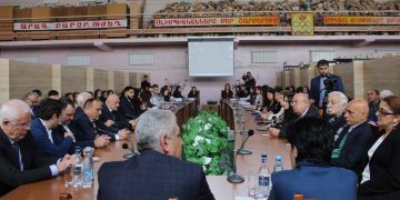 Անմահները պարտավորեցնում են