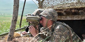 Ադրբեջանաթուրքական զույգը շտապում է