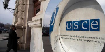 Մանեւրելու տեղ այլեւս չի մնացել