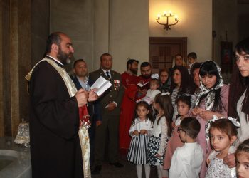 Հույսն ու հավատն ամուր պահելով