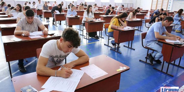 Արցախում նույնպես մեկնարկել են միասնական քննությունները