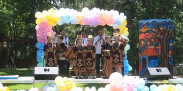 Հունիսմեկյան տոնի ուրախ գույները