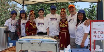 Տոլմայի փառատոն՝ «Զվարթնոցում»