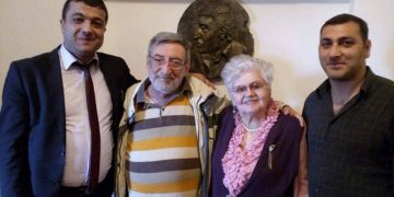 Նվիրաբերվել է Մհեր Մկրտչյանի հարթաքանդակը