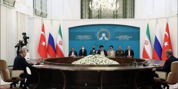 ԱՄՆ-ի հեգեմոնիայի դեմ պայքարի առաջնագծում