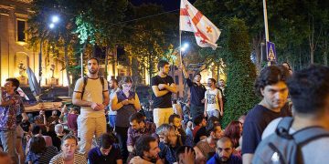 Իվանիշվիլին խախտեց «քաղաքական լռությունը»