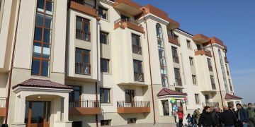 Շուրջ 1000 ընտանիք բնակարանների բանալիներ է ստացել