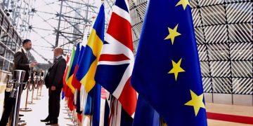 Գլոբալ փոփոխությունների երկընտրանքի առջեւ