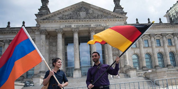 Արիական ծագումը՝ որպես փուչ առասպել