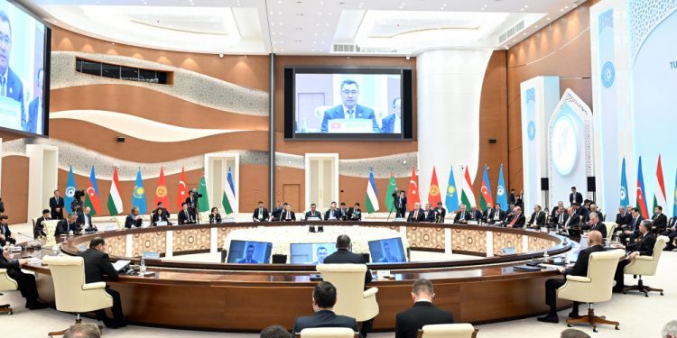 «Երկու ապտակ» թուրքական երազանքին