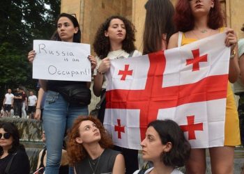 Պաշտոնական Թբիլիսին ձգտում է չսադրել Կրեմլին