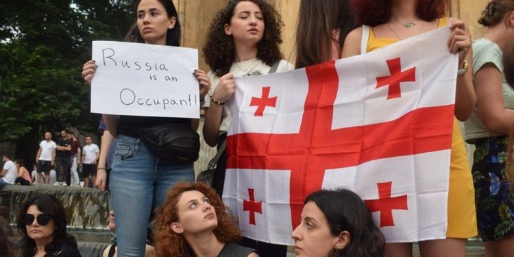 Պաշտոնական Թբիլիսին ձգտում է չսադրել Կրեմլին