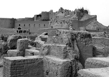 Նենգափոխում ադրբեջանական ձեւով