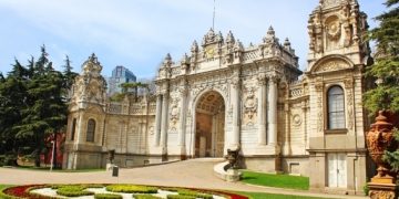 Հայ հանճարի շողարձակումները՝ Բոսֆորի ափին