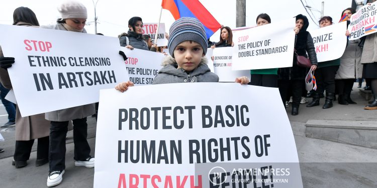 Վաճառվում են… մարդու իրավունքներ՝ նավթի եւ գազի դիմաց