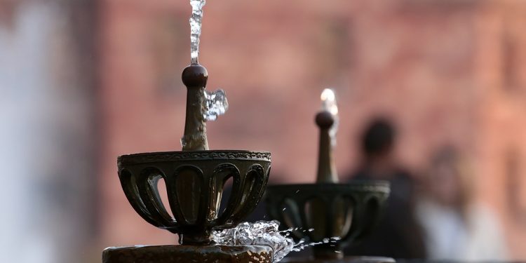 «Ջուր, հորի՞ կխշշաս… ձմռան այս ցրտին»