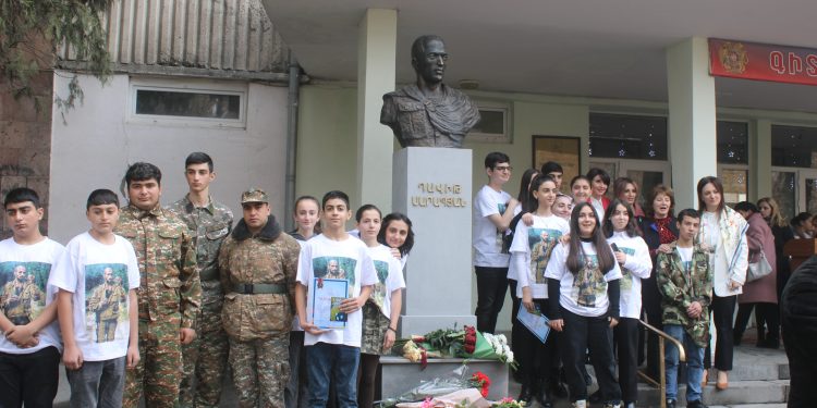 Մեր օրերի Դավիթը