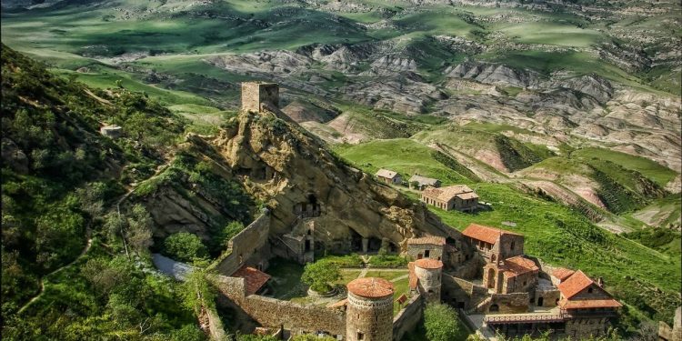 Վիշապին պետք է հաղթի նախ եւ առաջ Վիշապաքաղ Վահագնը