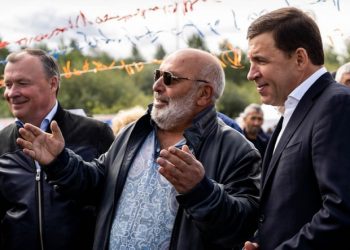 Թշնամական սադրանք՝ ամրացված «դոլարապաշտ» անգրագիտությամբ