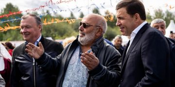 Թշնամական սադրանք՝ ամրացված «դոլարապաշտ» անգրագիտությամբ