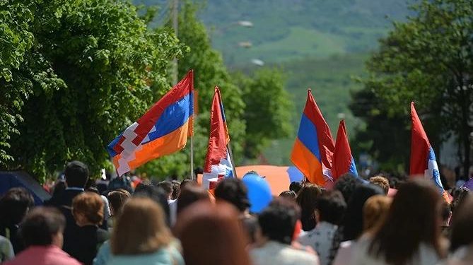 Ազգից հասարակ-ություն սարքելու ճանապարհը պետք է փակել