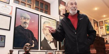 Նա եւս ծնվել էր սիրված լինելու համար