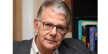 Ազնավուրյան երգերի թարգմանիչն ու երգիչը