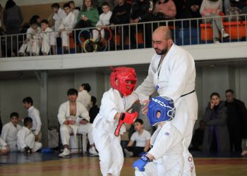 Նվիրված հերոսի հիշատակին