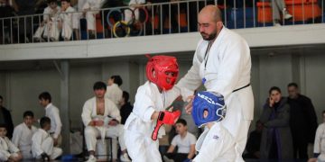 Նվիրված հերոսի հիշատակին