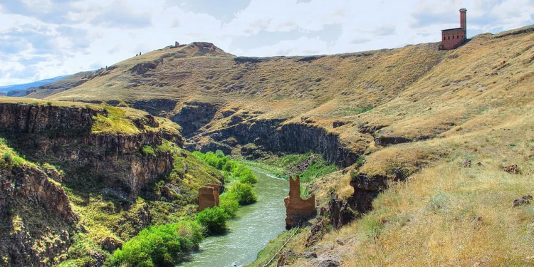 Երբ փակված է Արցախի «կյանքի ճանապարհը»