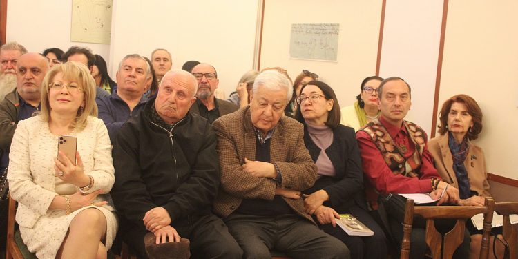 «Ժամանակակիցները Համո Բեկնազարյանի մասին»