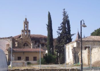 Ուղեփակոցը՝ պարտականության եւ սիրո միջեւ