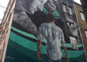 «Ես մեծ ստեղծագործություն եմ թողնում Երեւանում, բայց քաղաքի մի մասը կտանեմ ինձ հետ»