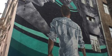 «Ես մեծ ստեղծագործություն եմ թողնում Երեւանում, բայց քաղաքի մի մասը կտանեմ ինձ հետ»