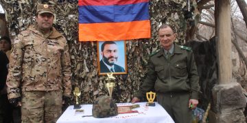 «Իմ կողքինը ես եմ»