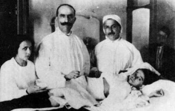 Հայկական ցեղասպանութենէն վերապրող բժիշկ Աւետիս Ճէպէճեան