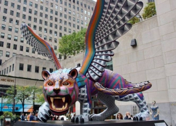 Այն ծովը, որից դուրս է գալիս գազանը, մարդկային ծովն է