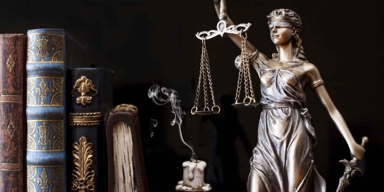 Արդարությունը պետք է ակնկալե՞լ, թե՞ պետք է հասնել արդարության