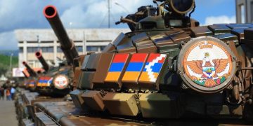 Պետք է սկսենք բանակից ու տնտեսությունից