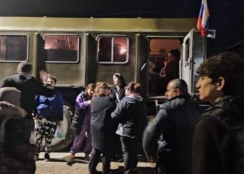 Անտեսելով գրված ու չգրված բոլոր օրենքները