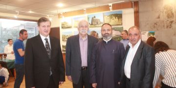 Լուսանկարների աննախադեպ ցուցադրություն