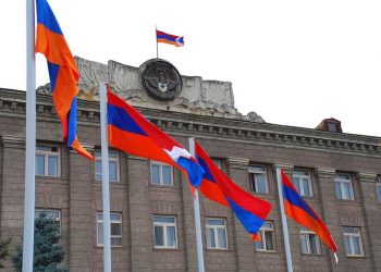 Ինքնորոշման իրավունքը կարող է լավագույնս պաշտպանել ինքնորոշված ժողովուրդը