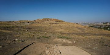 Բացելով պատմության մութ էջերը